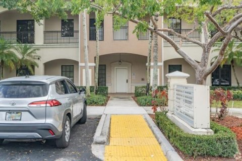 Immobilier commercial à vendre à Coral Springs, Floride № 2245492 - photo 6