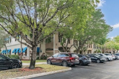 Immobilier commercial à Coral Springs, Floride № 2245492