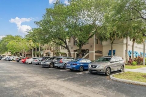 Immobilier commercial à vendre à Coral Springs, Floride № 2245492 - photo 2