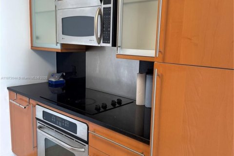 Copropriété à louer à Miami Beach, Floride: 1 chambre, 75.07 m2 № 2016572 - photo 10