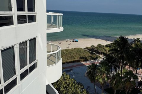 Copropriété à louer à Miami Beach, Floride: 1 chambre, 75.07 m2 № 2016572 - photo 9