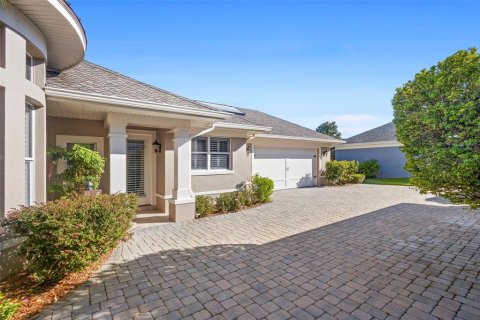 House in Kissimmee, Florida 3 bedrooms, 295.24 sq.m. № 1894750 - photo 4