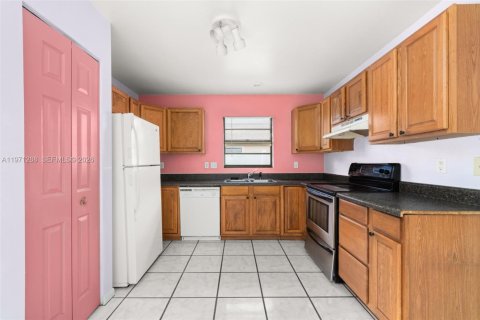 Casa en venta en Sebring, Florida, 3 dormitorios № 2032126 - foto 8