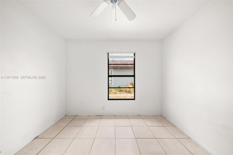 Casa en venta en Sebring, Florida, 3 dormitorios № 2032126 - foto 28