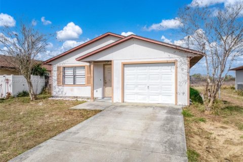 Casa en venta en Sebring, Florida, 3 dormitorios № 2032126 - foto 2