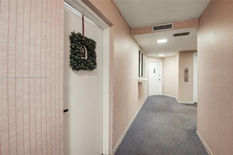 Condominio en venta en West Palm Beach, Florida, 2 dormitorios, 92.53 m2 № 1874694 - foto 23
