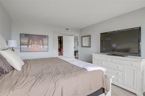 Condominio en venta en West Palm Beach, Florida, 2 dormitorios, 92.53 m2 № 1874694 - foto 12