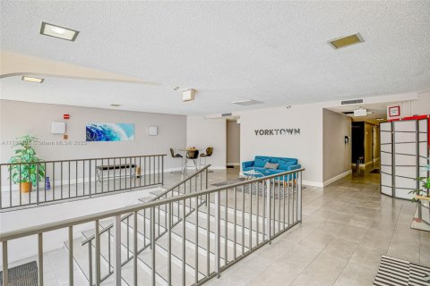 Condominio en venta en West Palm Beach, Florida, 2 dormitorios, 92.53 m2 № 1874694 - foto 26