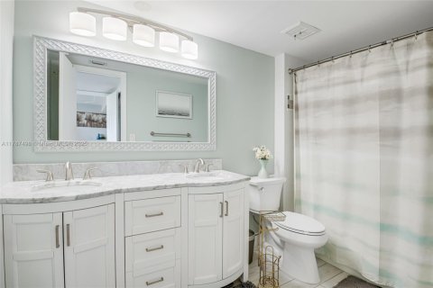Condominio en venta en West Palm Beach, Florida, 2 dormitorios, 92.53 m2 № 1874694 - foto 14