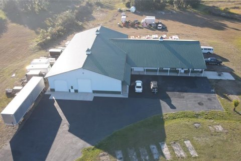 Casa en Bushnell, Florida 6 dormitorios, 1094.02 m2 № 2118524