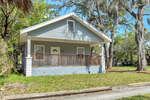 House in Jacksonville, Florida 3 bedrooms, 108.88 sq.m. № 766317 - photo 1