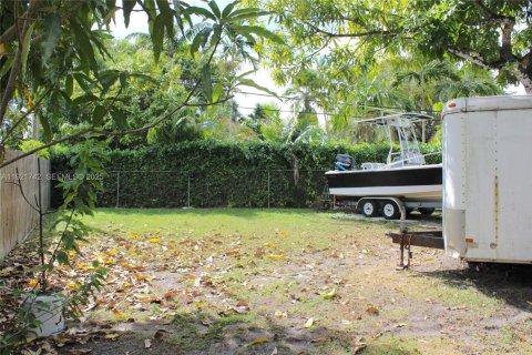 Casa en venta en Miami, Florida, 3 dormitorios, 89.74 m2 № 1976436 - foto 22