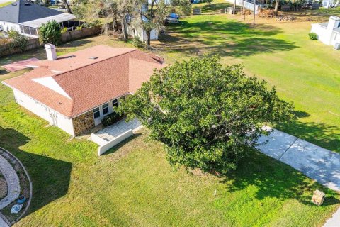 House in Land O' Lakes, Florida 4 bedrooms, 196.4 sq.m. № 1653230 - photo 5