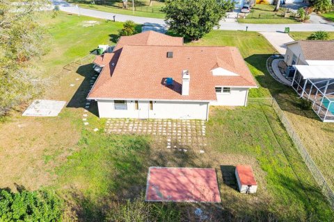 House in Land O' Lakes, Florida 4 bedrooms, 196.4 sq.m. № 1653230 - photo 4