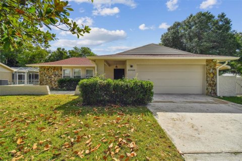 House in Land O' Lakes, Florida 4 bedrooms, 196.4 sq.m. № 1653230 - photo 1