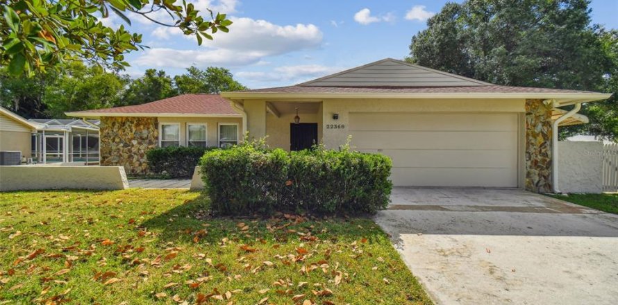 Casa en Land O' Lakes, Florida 4 dormitorios, 196.4 m2 № 1653230