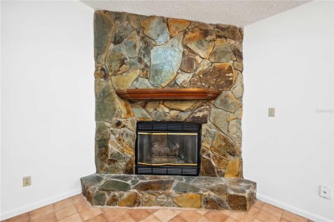 House in Land O' Lakes, Florida 4 bedrooms, 196.4 sq.m. № 1653230 - photo 25