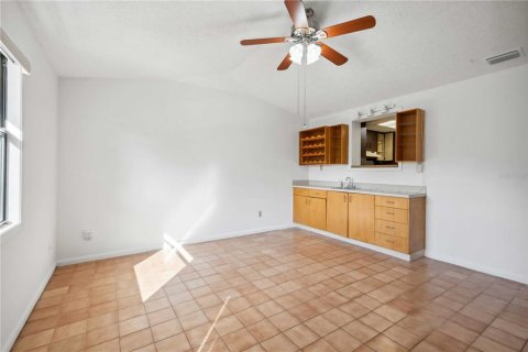House in Land O' Lakes, Florida 4 bedrooms, 196.4 sq.m. № 1653230 - photo 22