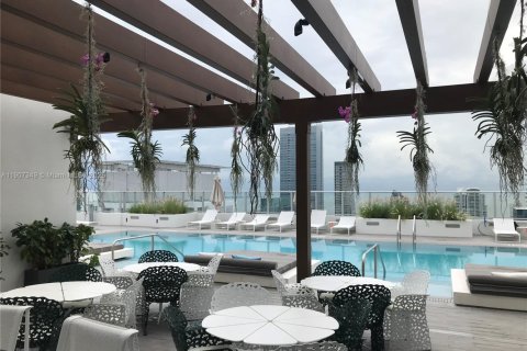 Снять в аренду кондоминиум в Майами, Флорида 2 спальни, 122.07м2, № 1963873 - фото 18