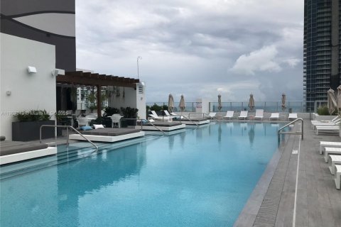 Снять в аренду кондоминиум в Майами, Флорида 2 спальни, 122.07м2, № 1963873 - фото 15