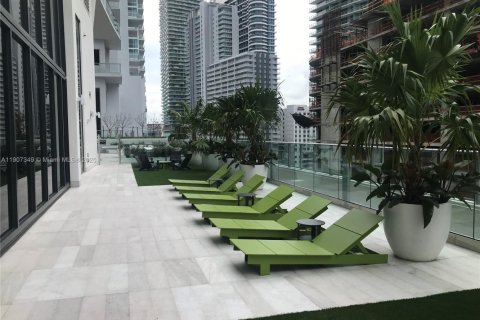 Снять в аренду кондоминиум в Майами, Флорида 2 спальни, 122.07м2, № 1963873 - фото 30