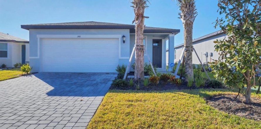 House in Nokomis, Florida 3 bedrooms, 137.77 sq.m. № 1912164