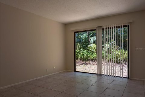 Condo in Winter Springs, Florida, 2 bedrooms  № 1789692 - photo 12