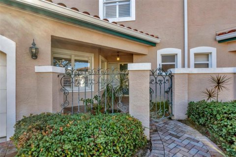 Casa en venta en Sarasota, Florida, 2 dormitorios, 201.78 m2 № 1529907 - foto 4