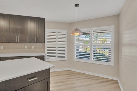 Casa en venta en Sarasota, Florida, 2 dormitorios, 201.78 m2 № 1529907 - foto 15