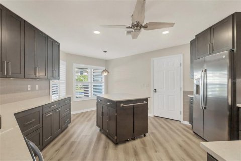 Casa en venta en Sarasota, Florida, 2 dormitorios, 201.78 m2 № 1529907 - foto 13