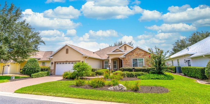 Villa ou maison à Ocala, Floride 3 chambres, 215.72 m2 № 2324617