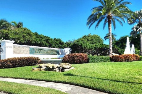 Condo in Tamarac, Florida, 2 bedrooms  № 2047216 - photo 28