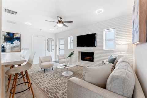 Villa ou maison à louer à Oakland Park, Floride: 3 chambres, 85.1 m2 № 2031119 - photo 6