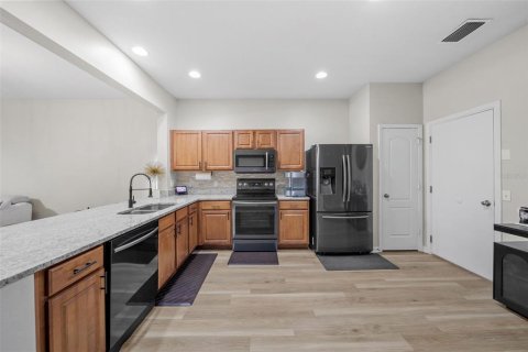 Townhouse in Riverview, Florida 3 bedrooms, 152.73 sq.m. № 1919921 - photo 16