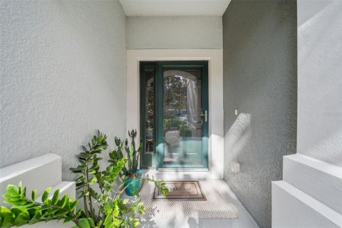 Townhouse in Riverview, Florida 3 bedrooms, 152.73 sq.m. № 1919921 - photo 11