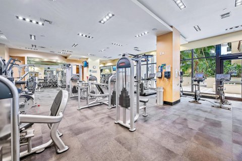 Condominio en alquiler en West Palm Beach, Florida, 2 dormitorios, 155.15 m2 № 2146784 - foto 19