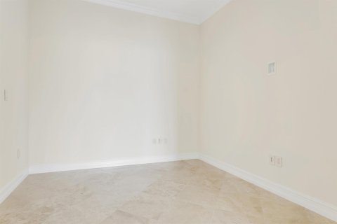 Condominio en alquiler en West Palm Beach, Florida, 2 dormitorios, 155.15 m2 № 2146784 - foto 17