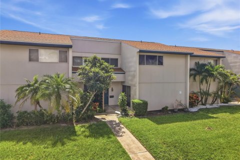 Copropriété à vendre à Sarasota, Floride: 3 chambres, 130.81 m2 № 2388366 - photo 2