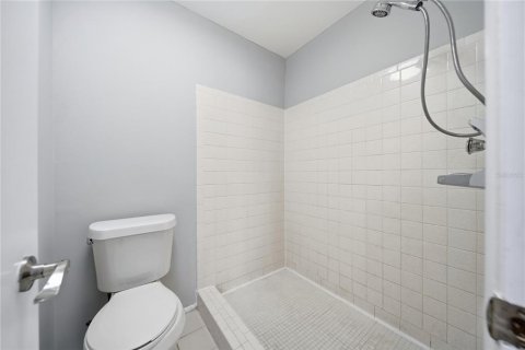 Copropriété à vendre à Sarasota, Floride: 3 chambres, 130.81 m2 № 2388366 - photo 27
