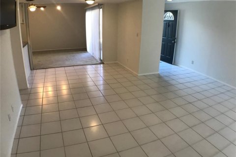 Copropriété à vendre à Sarasota, Floride: 3 chambres, 130.81 m2 № 2388366 - photo 9