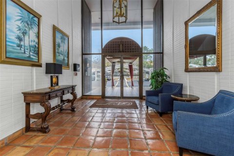 Condo in Tampa, Florida, 1 bedroom  № 1572314 - photo 27