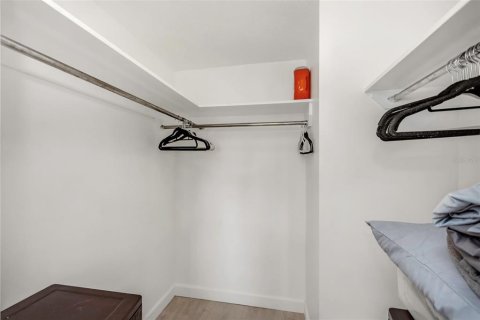Condo in Tampa, Florida, 1 bedroom  № 1572314 - photo 18