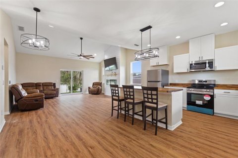 Casa en venta en Lake Wales, Florida, 2 dormitorios, 113.99 m2 № 1754880 - foto 9