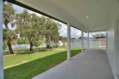 Casa en venta en Lake Wales, Florida, 2 dormitorios, 113.99 m2 № 1754880 - foto 8
