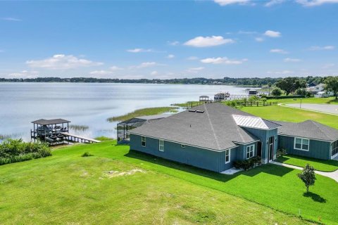 Casa en venta en Auburndale, Florida, 5 dormitorios, 299.89 m2 № 1870096 - foto 4