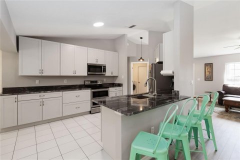 House in Palm Coast, Florida 3 bedrooms, 175.77 sq.m. № 1802898 - photo 6