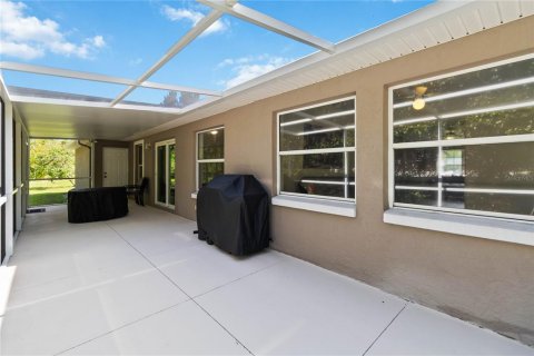 House in Palm Coast, Florida 3 bedrooms, 175.77 sq.m. № 1802898 - photo 24