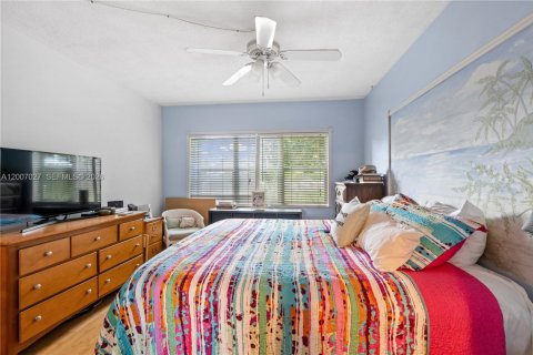 Condominio en venta en Fort Lauderdale, Florida, 2 dormitorios, 92.9 m2 № 2071275 - foto 12