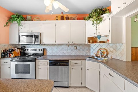 Condominio en venta en Fort Lauderdale, Florida, 2 dormitorios, 92.9 m2 № 2071275 - foto 5