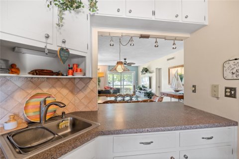 Condominio en venta en Fort Lauderdale, Florida, 2 dormitorios, 92.9 m2 № 2071275 - foto 6
